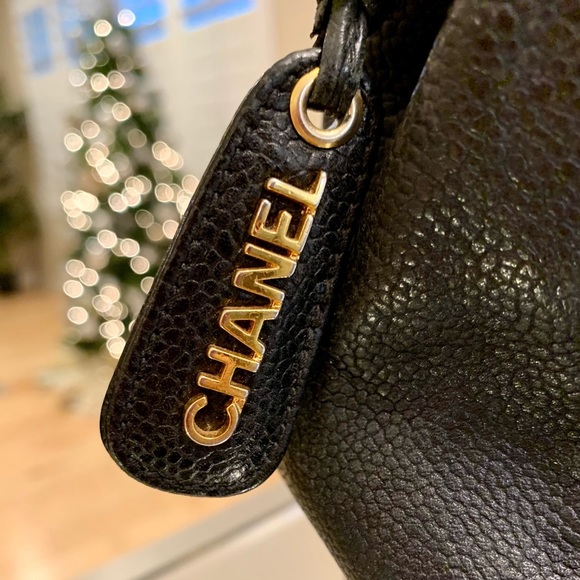 Chanel Purse 100% authentic!- Black Caviar - Picture 9 of 14